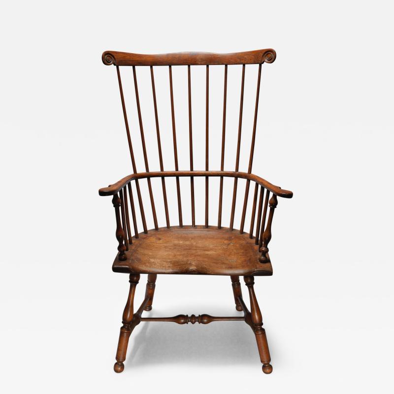 Windsor Comb Back Arm Chair