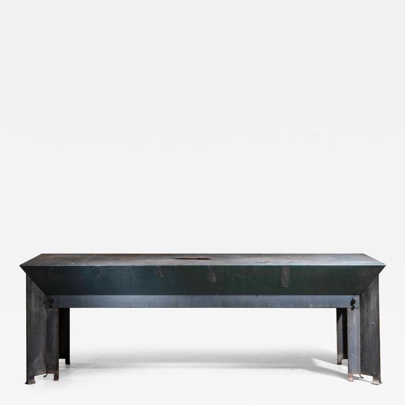 Yael Applefeld dining table