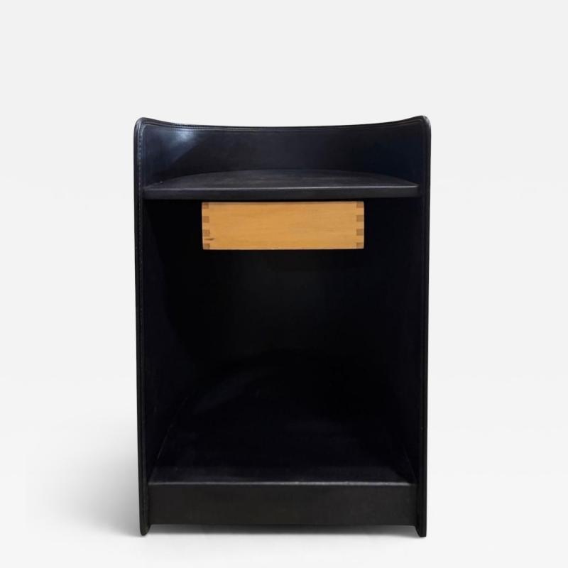 Zanotta Leather Side End Nightstand Table Italy 1980