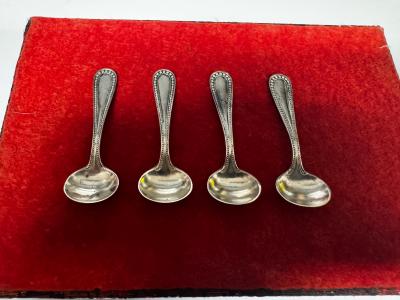  4 Sterling Silver Beaded Edge Mini Souvenir Salt Spoons 3 05g each