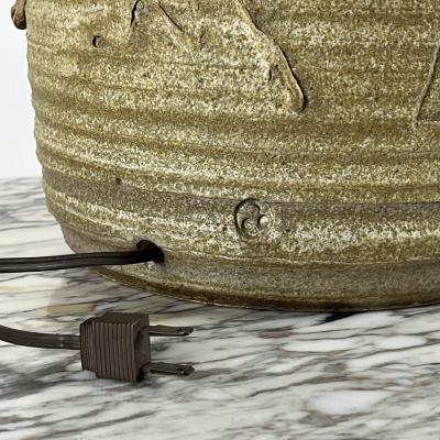  Affiliated Craftsmen Pristine Affiliated Craftsmen Studio Pottery Lamp by Phil Barkdall