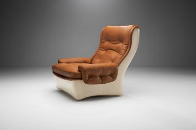 Airborne International Orchid e Lounge Chair by Michel Cadestin for Airborne France 1968