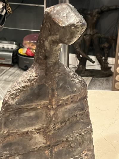  Alberto Deigo Giacometti UNUSUAL FORM BRUTALIST BRONZE SITTING MAN ATTRIBUTED TO ALBERTO GIACCOMETTI