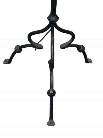  Alberto Diego Giacometti SCULPTED BRUTALIST BLACK IRON FLOOR LAMP IN THE MANNER OF GIACOMETTI