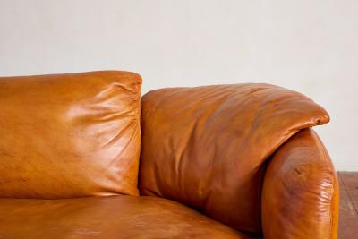  Alberto Rosselli Saporiti Alberto Rosselli Confidential Sofa