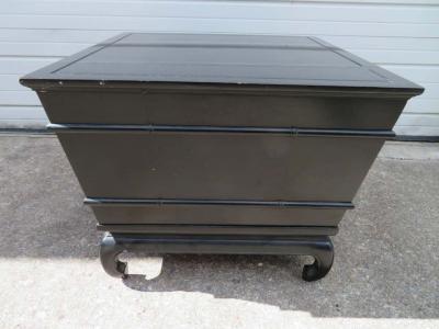  Altavista Lane Fantastic Chinoiserie Black Lacquered Lane Side End Table Mid Century Modern