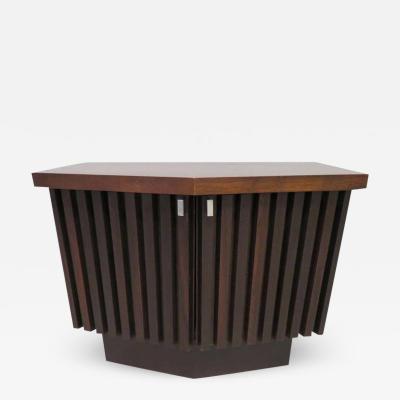  Altavista Lane Handsome Pair of American Modern Ribbed Walnut Nightstands Mid Century Modern