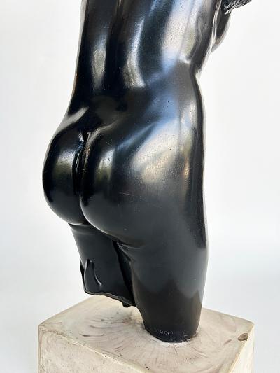  Alva Studios Alva Studios Aphrodite Sculpture Copy Museum of Modern Art New York Pedestal