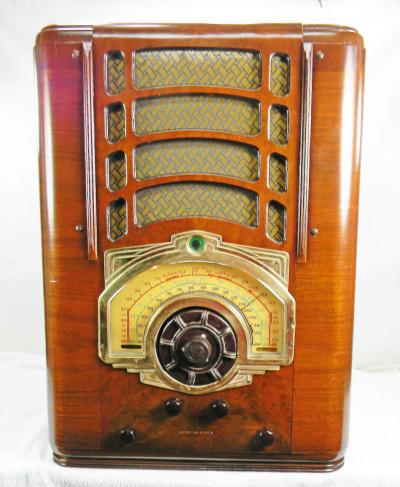  American Bosch American Bosch model 854T 1939 The Largest Tombstone Radio