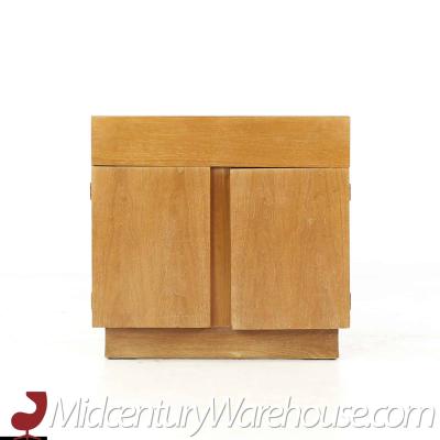  American of Martinsville American of Martinsville Mid Century Nightstand