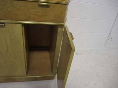  American of Martinsville Delightful American of Martinsville Burled Light Wood Bar Cart Mid Century