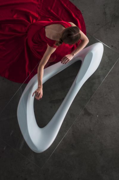  Amorph Contemporary Coffee Table White Lacquered Finish