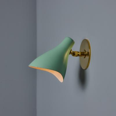  Arteluce 1950s Gino Sarfatti Model 10 sconce for Arteluce in Green