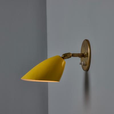  Arteluce 1960s Gino Sarfatti Model 26b Yellow and Brass Wall Lamp for Arteluce
