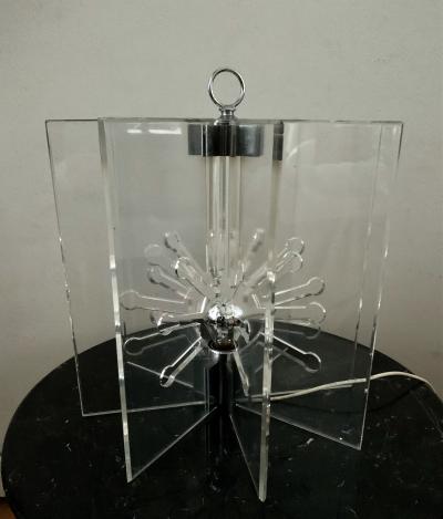 Arteluce Model 524 table lamp designed by Franco Albini and Franca Helg