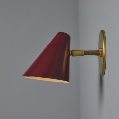 Arteluce Pair of 1950s Conical Red Metal Brass Sconces by Gino Sarfatti for Arteluce