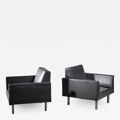  Artifort Pair of club chairs by Theo Ruth for Artifort 1950s