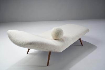  Artifort Theo Ruth Daybed for Artifort The Netherlands 1950s
