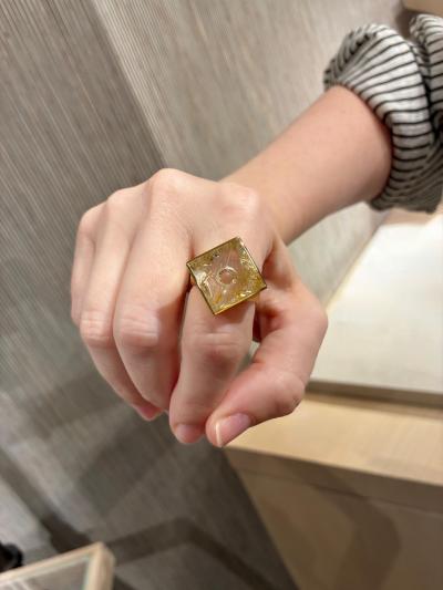 Atelier Tom Munsteiner 11 20 carat Golden Rutilated Quartz Satin Yellow Gold Ring Atelier Munsteiner