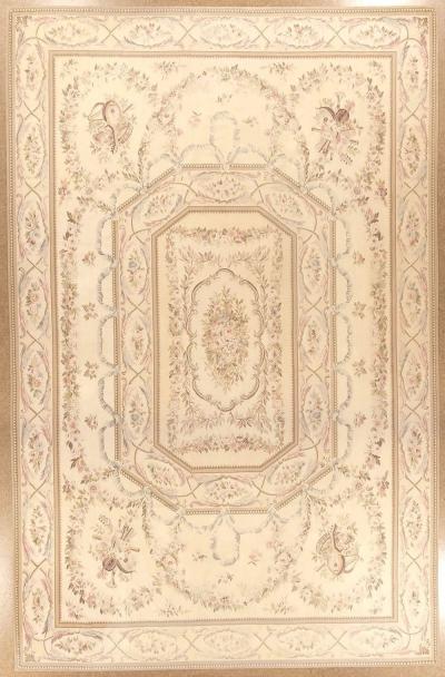 Aubusson 11 7 x 17 10 Aubusson Rug W 173 I