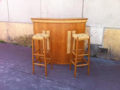  Audoux Minet Audoux Minet Riviera Rarest Rush and Oak Bar with Two Bar Stools