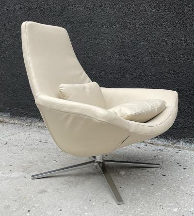  B B Italia Metropolitan Armchair by Jeffrey Bernett for B B Italia 