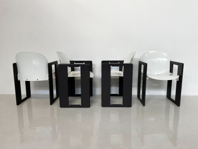  B B Italia Mid Century Modern Set of Diagolo 4 Chairs by Afra Tobia Scarpa for B B Italia
