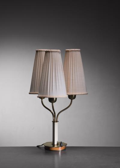  B hlmarks AB Bohlmarks Bohlmarks 3 armed table lamp