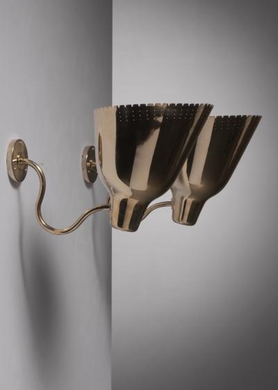  B hlmarks AB Bohlmarks Pair of B hlmarks custom made brass wall lamps