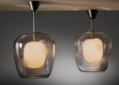  B hlmarks AB Bohlmarks Pair of B hlmarks pendants