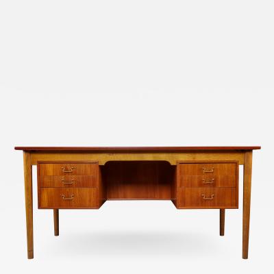  B rge Mogensen Borge Mogensen 1950s Borge Mogensen Teak Oak Desk Soborg Denmark