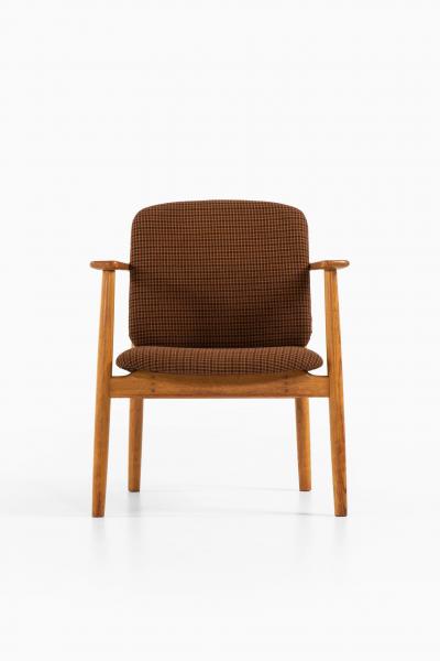  B rge Mogensen Borge Mogensen Armchair Produced by S borg M belfabrik
