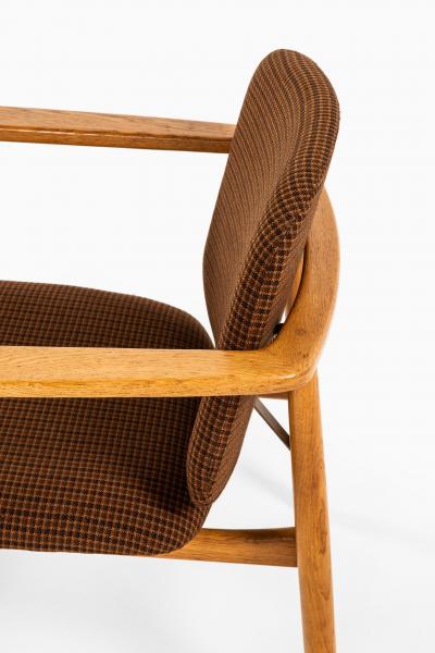  B rge Mogensen Borge Mogensen Armchair Produced by S borg M belfabrik