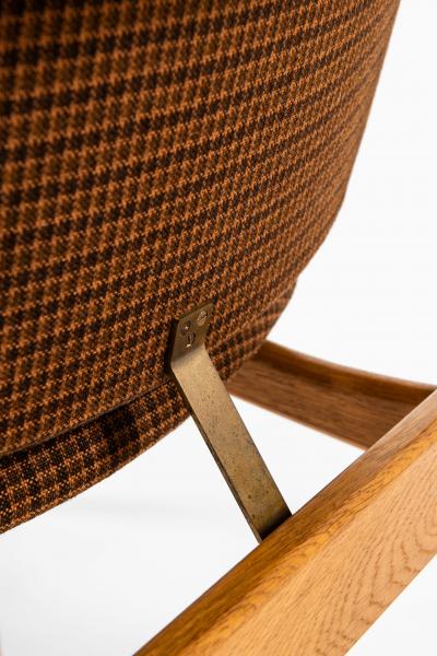  B rge Mogensen Borge Mogensen Armchair Produced by S borg M belfabrik
