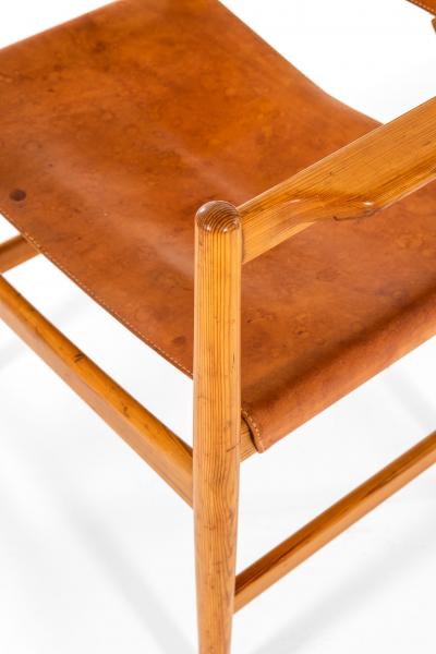  B rge Mogensen Borge Mogensen Armchairs Produced by Svensk Fur