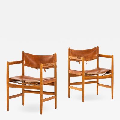  B rge Mogensen Borge Mogensen Armchairs Produced by Svensk Fur