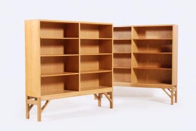  B rge Mogensen Borge Mogensen B RGE MOGENSEN PAIR OF OAK BOOKCASES