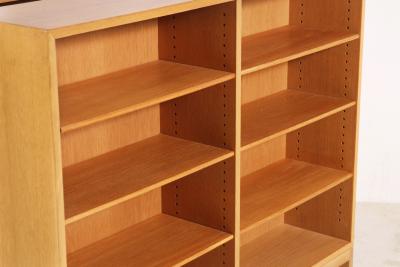  B rge Mogensen Borge Mogensen B RGE MOGENSEN PAIR OF OAK BOOKCASES