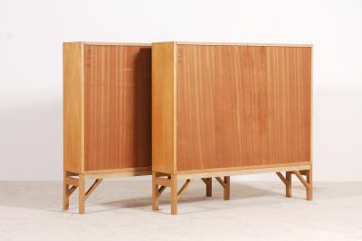  B rge Mogensen Borge Mogensen B RGE MOGENSEN PAIR OF OAK BOOKCASES