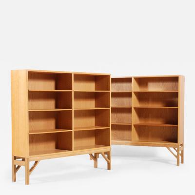  B rge Mogensen Borge Mogensen B RGE MOGENSEN PAIR OF OAK BOOKCASES