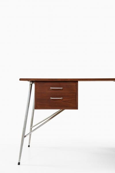  B rge Mogensen Borge Mogensen Desk Produced by S borg M bler