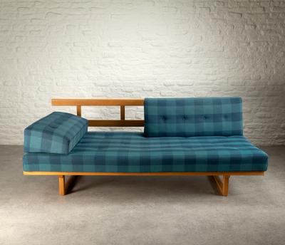 B rge Mogensen Borge Mogensen Model BM4312 Daybed Sofa by B rge Mogensen Denmark 1960s