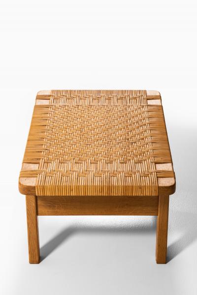  B rge Mogensen Borge Mogensen Side Tables Benches Produced by Fredericia Stolefabrik