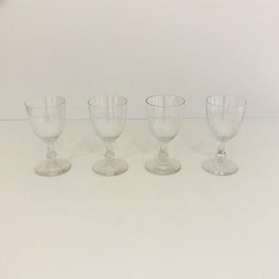  Baccarat A set of 4 Baccarat wine glasses circa 1920