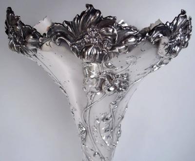  Bailey Banks Biddle Showstopping American Art Nouveau 25 Inch Centerpiece Vase