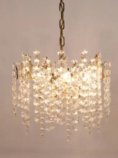  Bakalowits Sohne Bakalowits Vienna Gold Plated Snowflake Crystal Glass Brass Chandelier 1970s
