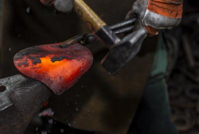  Benediko Calla Lily Chandelier Pendant in Black Plaster