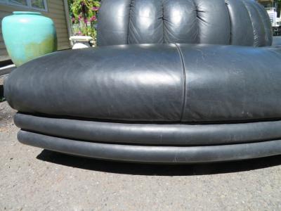 Bernhardt Design Scrumptious 4 Piece Leather Non Stop Style Serpentine Sectional Sofa Bernhardt