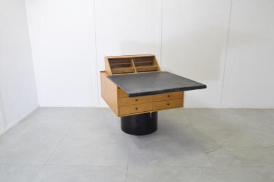 Bernini Gianfranco Frattini desk Sesamo for Bernini 1980s 