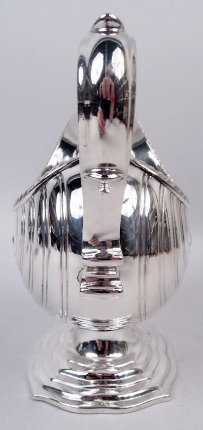  Black Starr Frost Pair of Black Starr Frost French Classical Louis XVI Gravy Boats